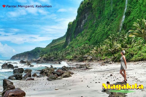 Memukau, Wisata Pantai Daerah Kebumen yang Menarik Minat Pengunjung 1 Memukau, Wisata Pantai Daerah Kebumen yang Menarik Minat Pengunjung 1